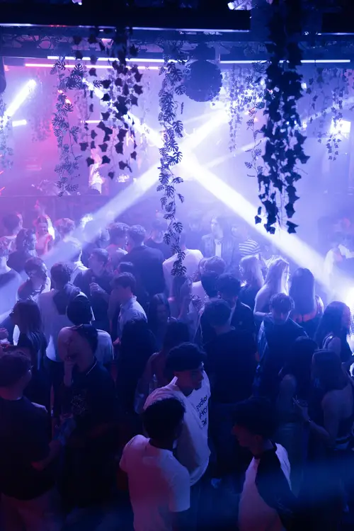 P1068244 – Chenito Events